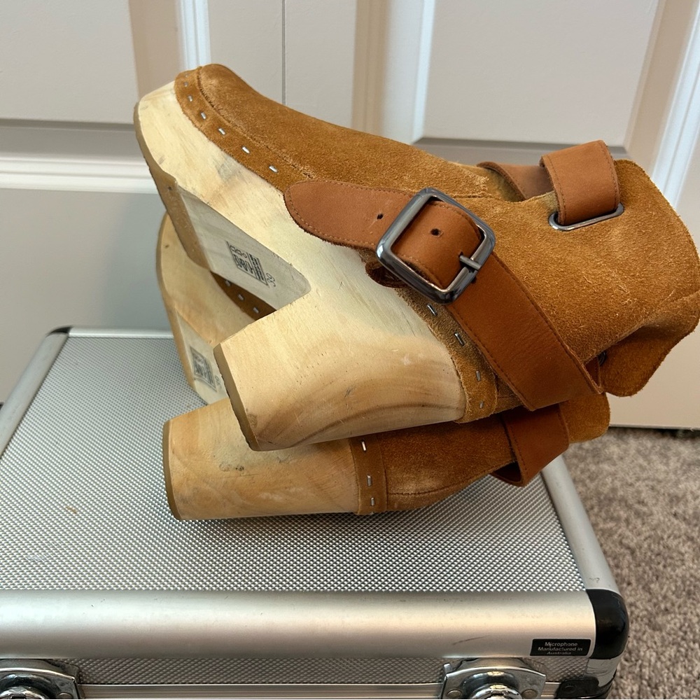 🧡‎ Free People Buckled Suede Platform Clogs - Size 9 - Picture 4 of 6